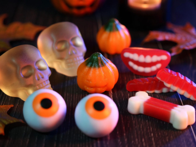 Quelle forme de bonbon choisir pour Halloween 2026 ? Crânes, têtes de mort, citr